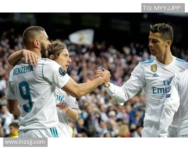 塞尔维亚与皇马对决全方位分析及比赛前瞻策略探讨