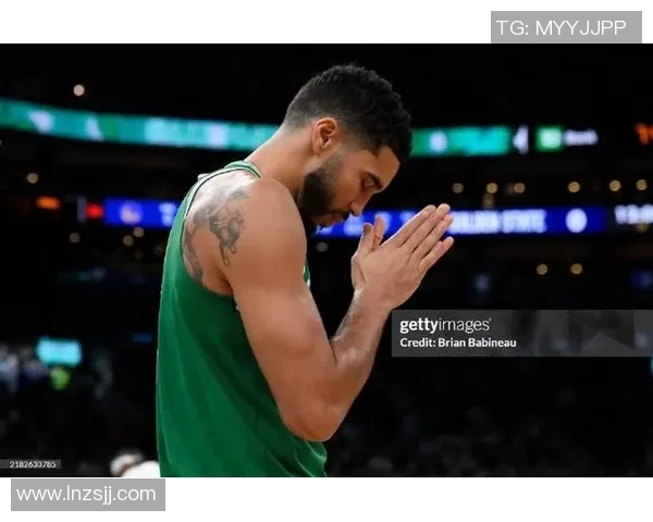 杰森塔图姆：从新星到NBA超级巨星的成长之路与未来展望